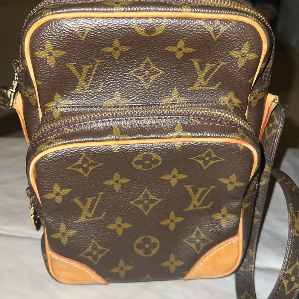Authentic Louis Vuitton Amazone Monogram PM